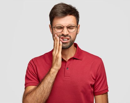 Wisdom Tooth Extraction Explained: Symptoms, Risks & Recovery Tips
